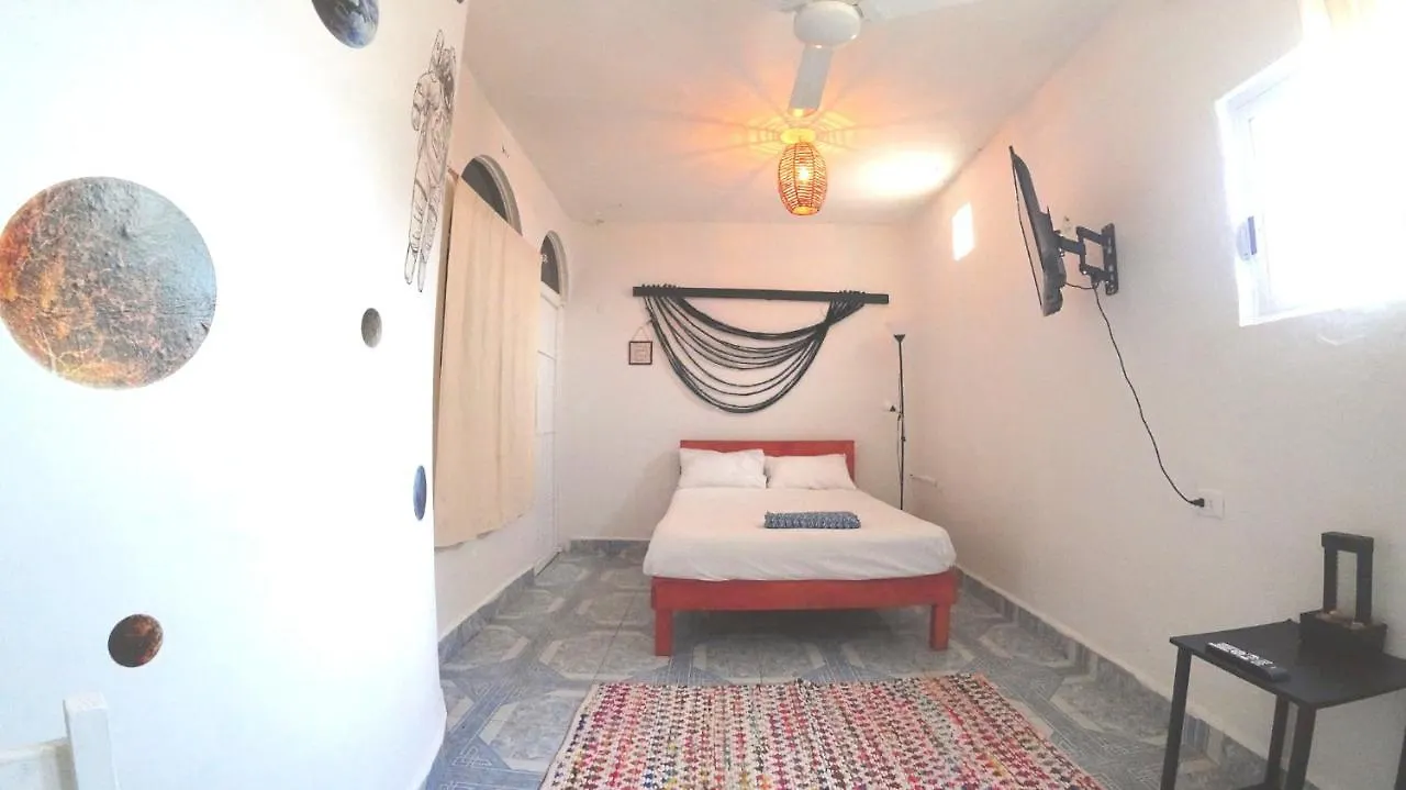 ** Apartahotel Izsla Suites Playa del Carmen México