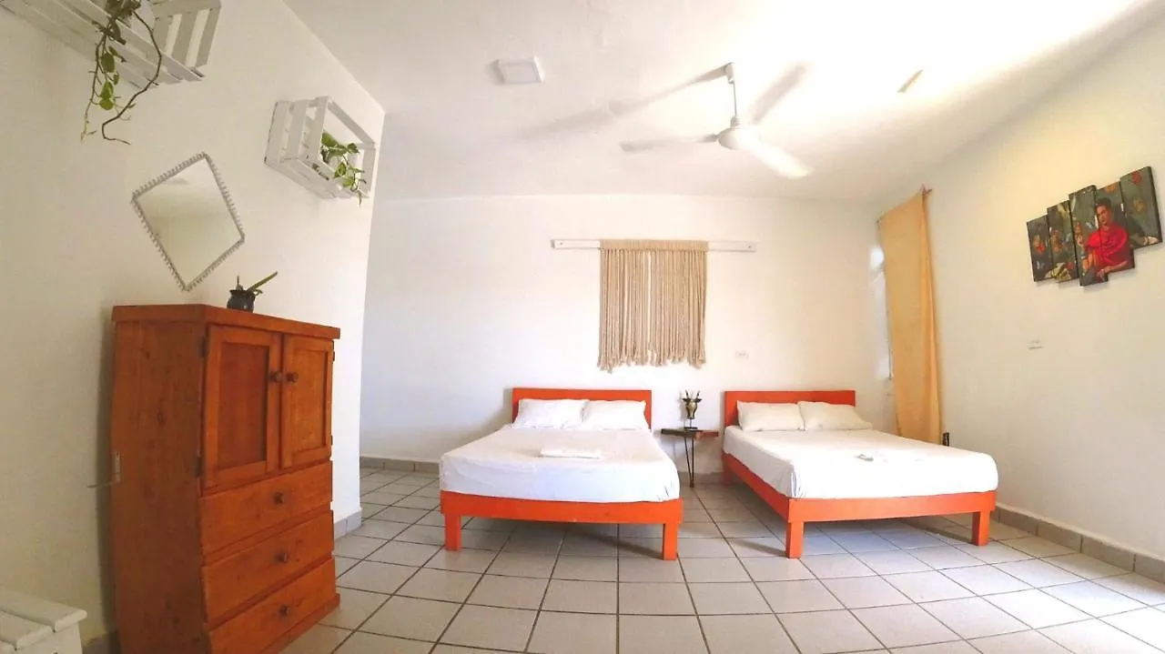 Izsla Suites Playa del Carmen 2*,  Mexico
